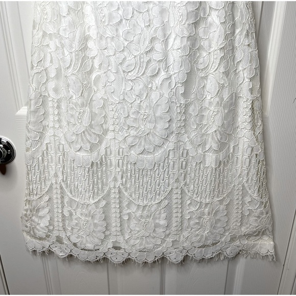 Lulu’s Delia White Lace Strapless Midi Dress size Medium - Picture 9 of 16